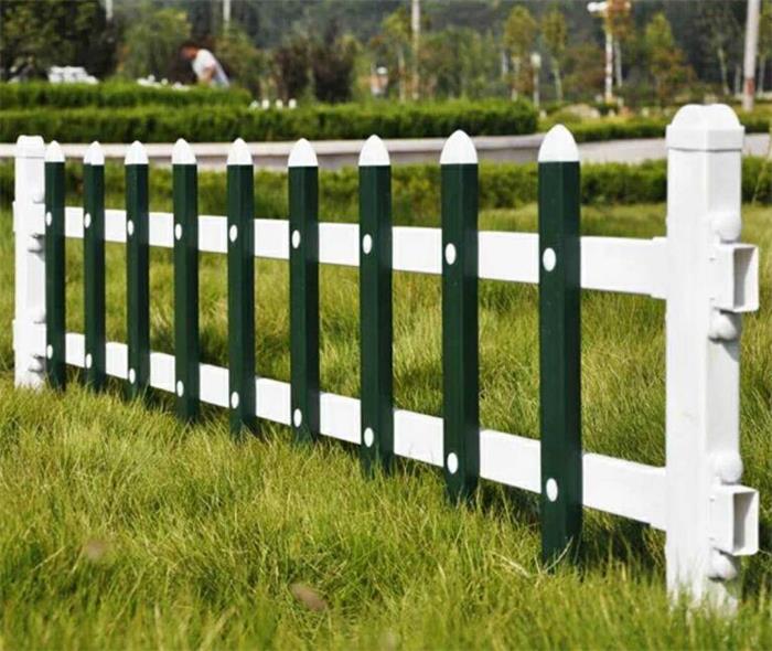 草坪护栏